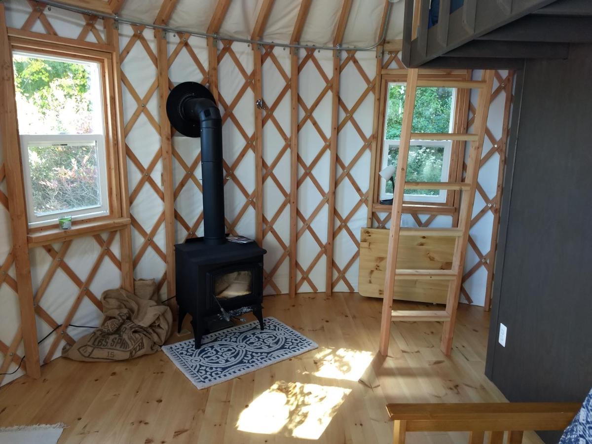 Livingston Manor Yurt 호텔 Parksville 외부 사진